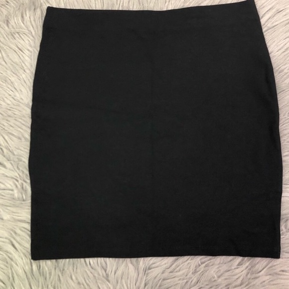 Aritzia Talula Primrose Skirt - Picture 3 of 4